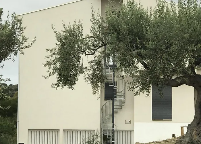 Апартаменты Skyline 360 Estate A Secluded Retreat Stunning Sea And Mountain Views Caccamo